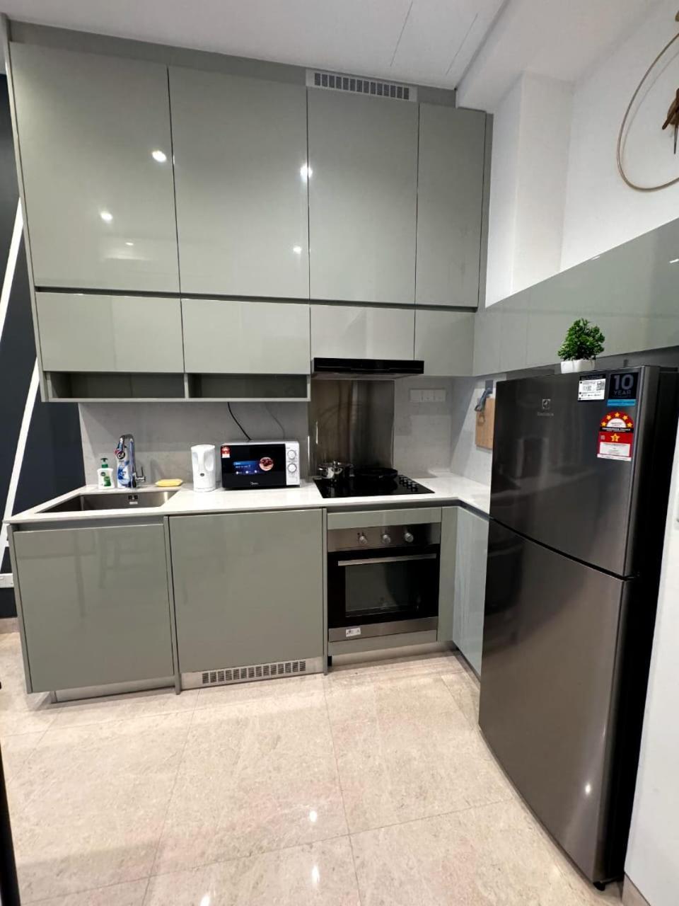 Lucantia Serviced *